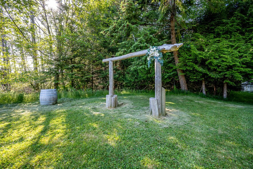 More Photos Of 1885 Central Rd, Hornby Island Land For Sale
