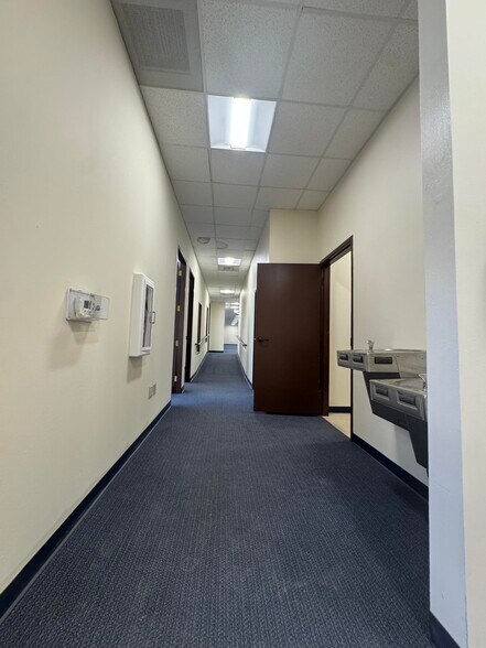 More Photos Of 416 N Stanton St, El Paso Office For Lease