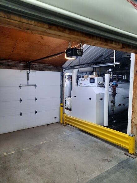 More Photos Of 178 Silk Farm Rd, Concord Food Processing For Lease