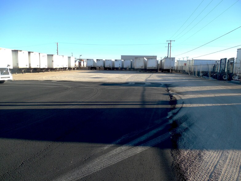 More Photos Of 1138 Barranca Dr, El Paso Warehouse For Lease