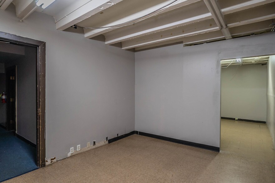 More Photos Of 321 N Stanton St, El Paso Loft Creative Space For Sale