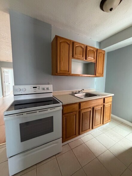 More Photos Of , Hartford Multifamily For Sale
