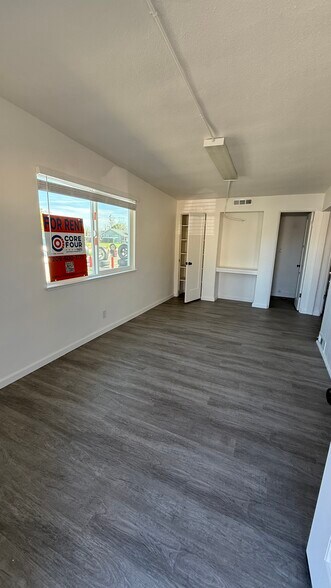 More Photos Of 954 Broadway Ave, Atwater Freestanding For Lease