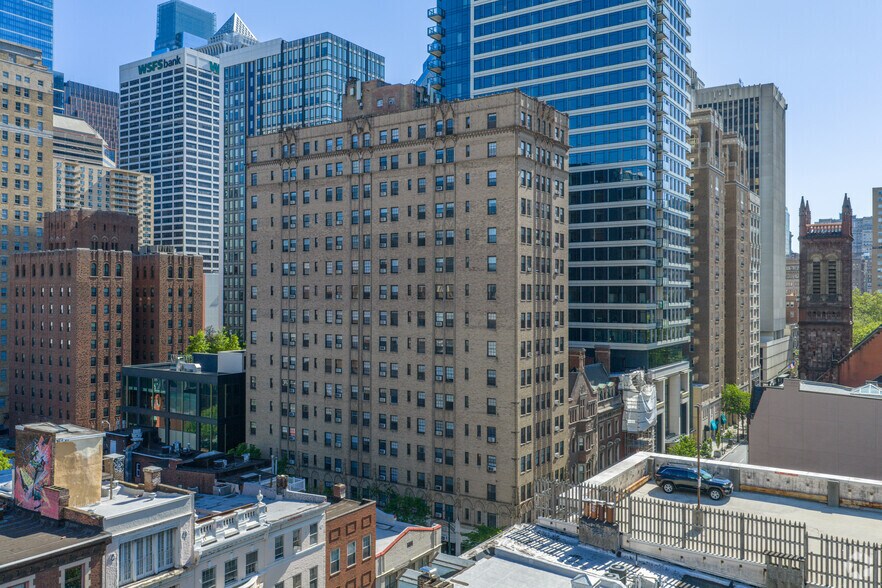 Primary Photo Of 135 S 20th St, Philadelphia Apartments For Lease