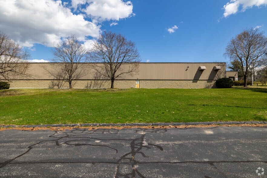 More Photos Of 1 Bouchard St, Manchester Manufacturing For Sale