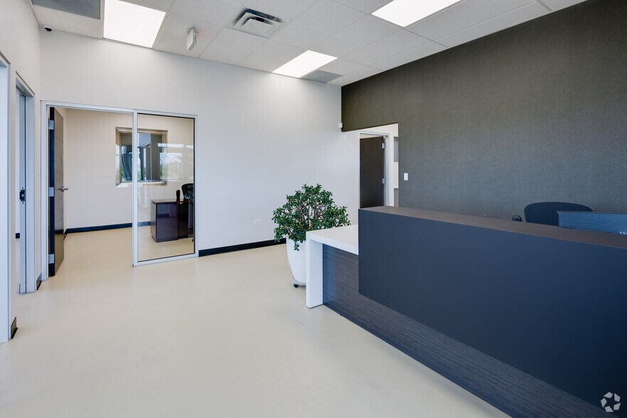 More Photos Of 17007 Prime Blvd, Lockport Coworking Space