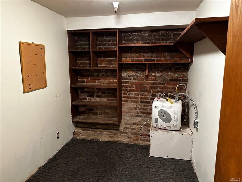 Primary Photo Of 243 W 2nd St, Chico General Retail For Sale