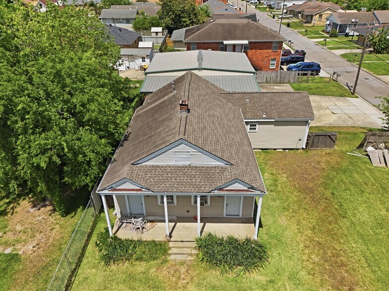More Photos Of 705 W Saint Bernard Hwy, Chalmette Distribution For Sale