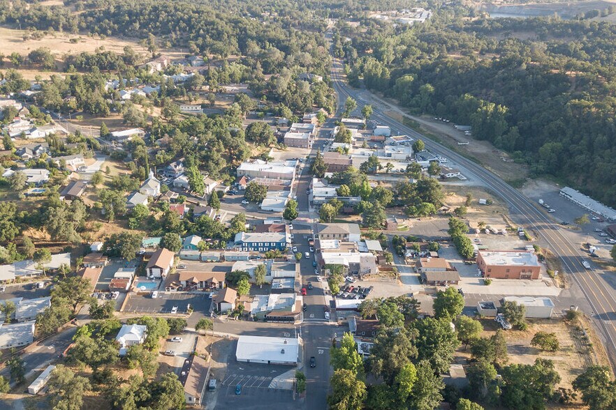 More Photos Of 18239 Main St, Jamestown Hotel For Sale