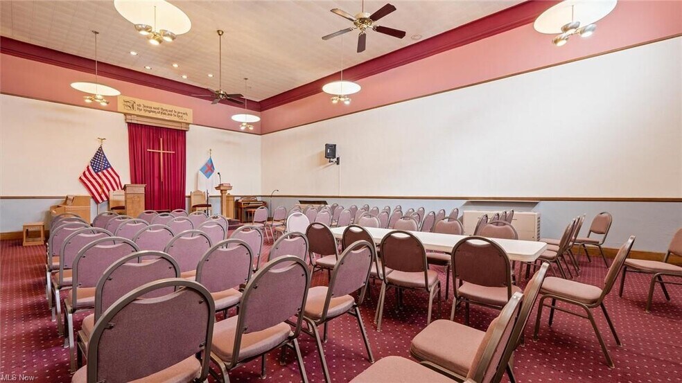 More Photos Of 130 N 7th St, Cambridge Religious Facility For Sale