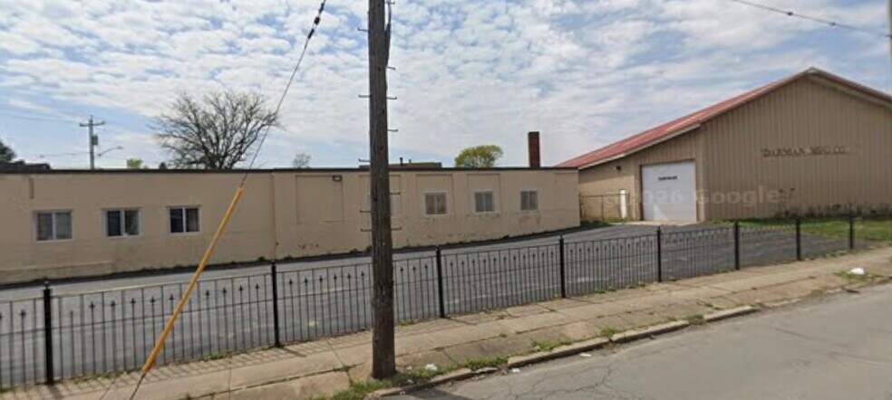 More Photos Of 1410 Lincoln Ave, Utica Manufacturing For Sale