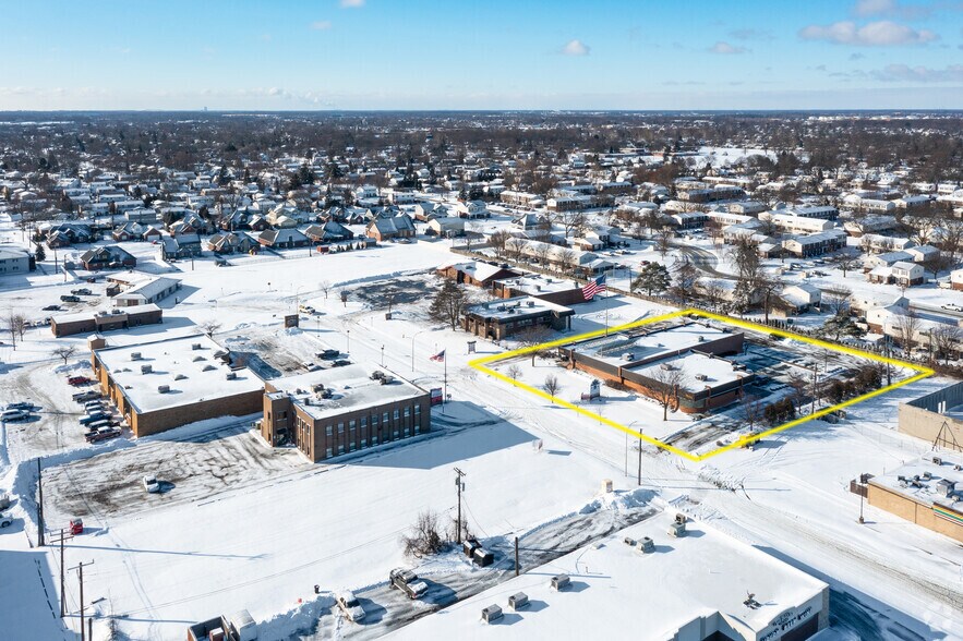 More Photos Of 1550-1570 Kingsway Ct, Trenton Medical For Sale