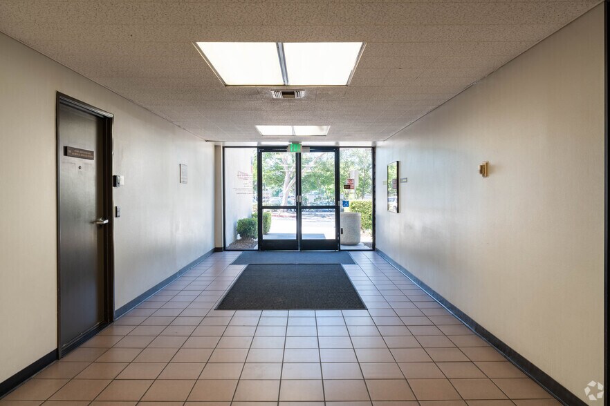 More Photos Of 1818 N Orange Grove Ave, Pomona Medical For Lease