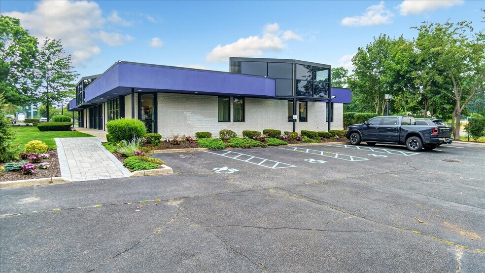 More Photos Of 1174 Route 112, Port Jefferson Station Medical For Lease