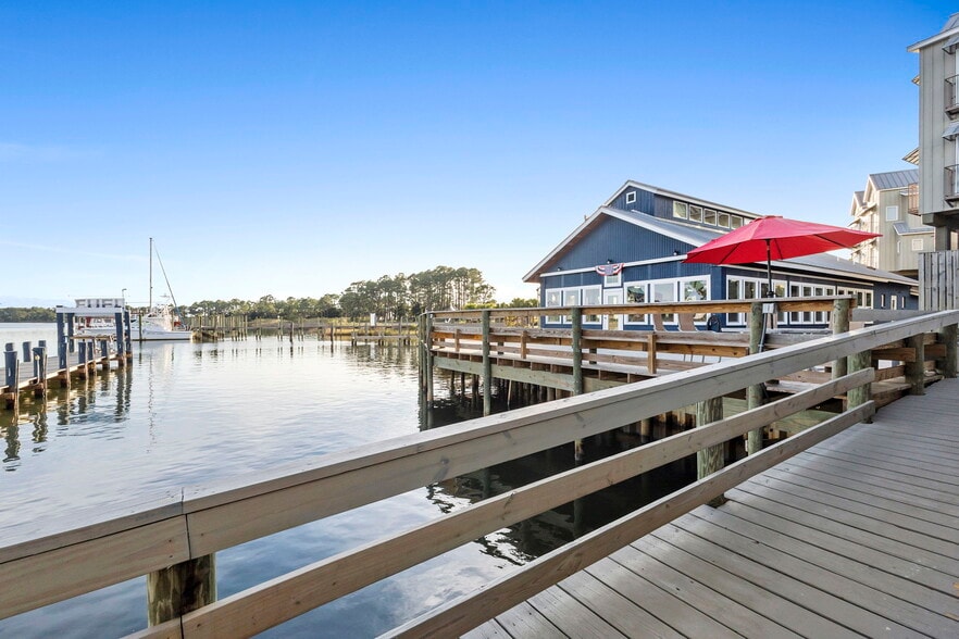 More Photos Of 275 Timber Island Rd, Carrabelle Restaurant For Sale