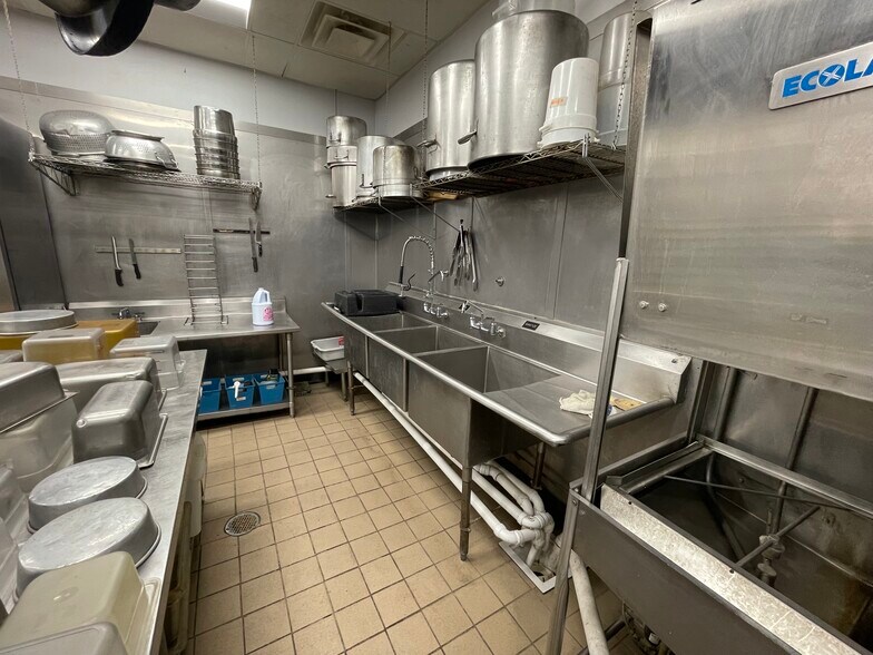 More Photos Of 1438 Liberty Rd, Eldersburg Unknown For Lease