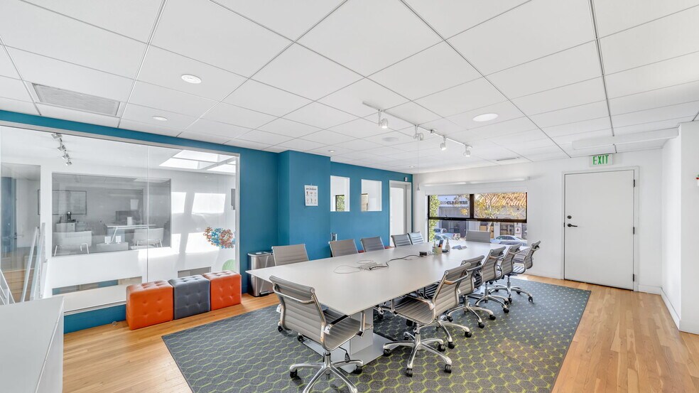 More Photos Of 4010 Goldfinch St, San Diego Loft Creative Space For Sale