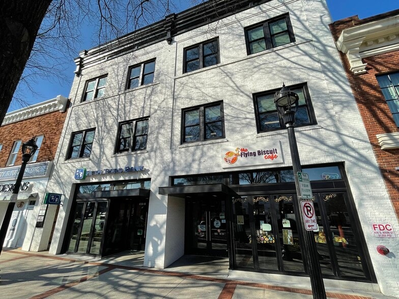 More Photos Of 656-658 S Main St, Greenville Loft Creative Space For Sale