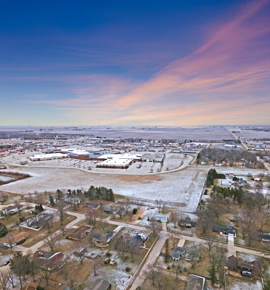 More Photos Of Hickory Point Ring Road mall, Forsyth Land For Sale
