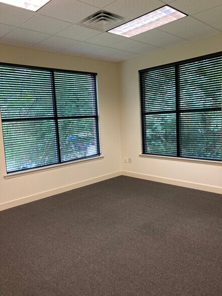 More Photos Of 1500 Mahan Dr, Tallahassee Office For Lease