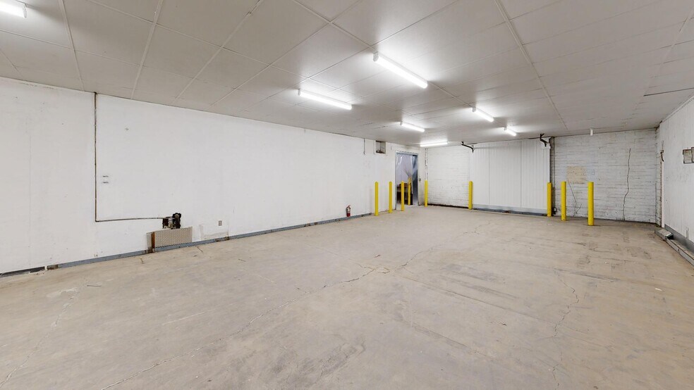 More Photos Of 2423 E University Dr, Phoenix Refrigeration Cold Storage For Sale