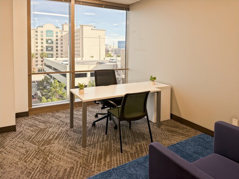 More Photos Of 3960 Howard Hughes Pky, Las Vegas Coworking Space