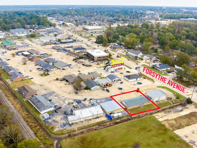 More Photos Of 2105 Justice St, Monroe Serviced Offices For Sale