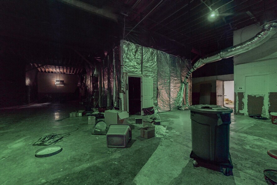 More Photos Of 1823 Commercial St NE, Albuquerque Warehouse For Sale