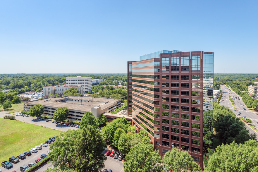 Primary Photo Of 6000 Fairview Rd, Charlotte Coworking Space