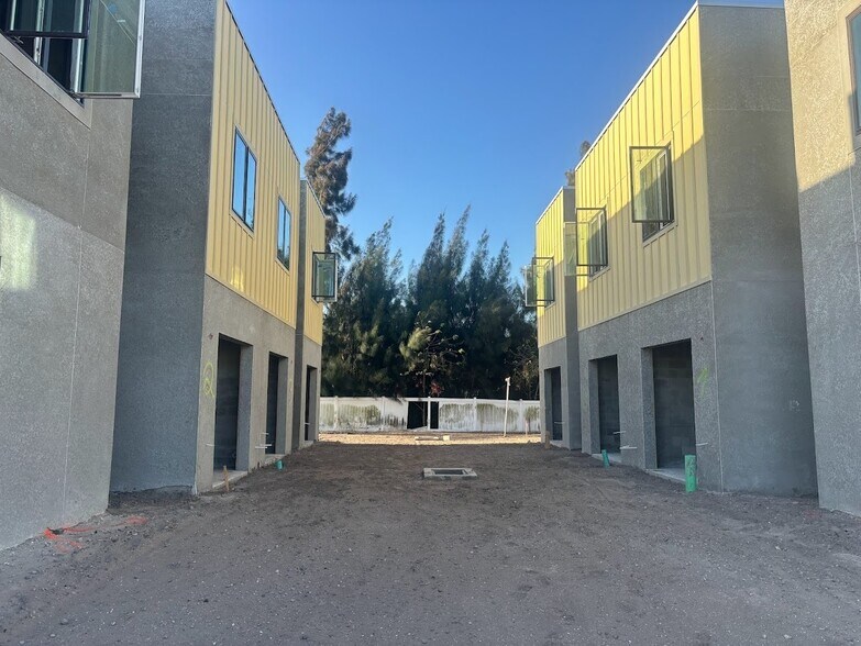 More Photos Of 4210 W Carmen St, Tampa Apartments For Sale