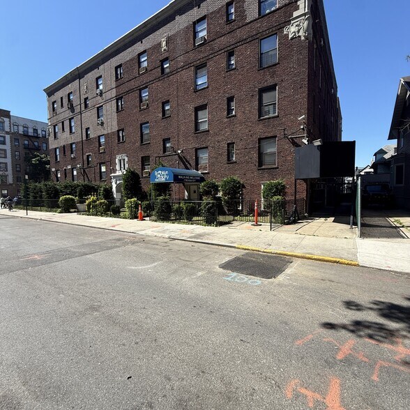 More Photos Of 8200 Bay Pky, Brooklyn Apartments For Lease