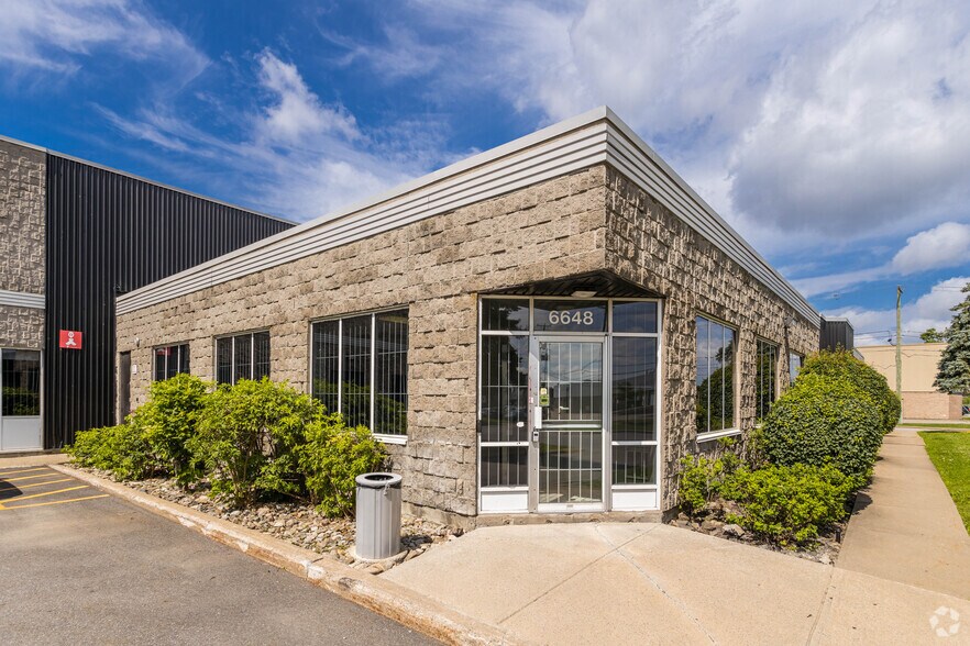 More Photos Of 6630-6650 Rue Abrams, Montréal Warehouse For Lease