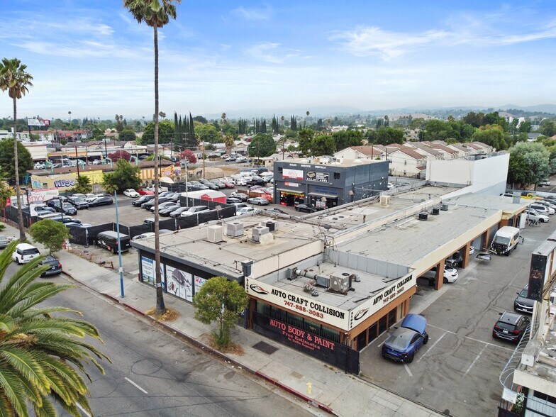 More Photos Of , Canoga Park General Retail For Sale