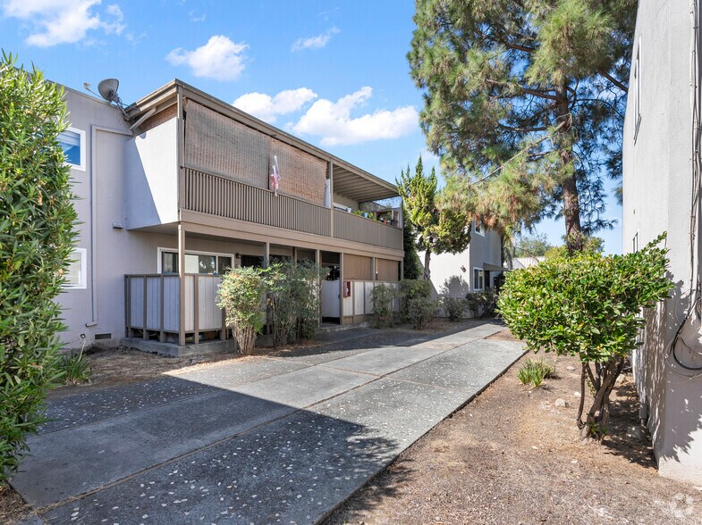 More Photos Of 105 Forrest Ave, Los Gatos Multifamily For Sale