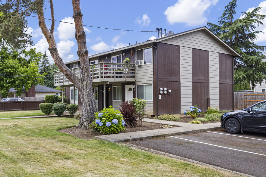 Primary Photo Of 805-875 Gerth Ave NW, Salem Apartments For Sale