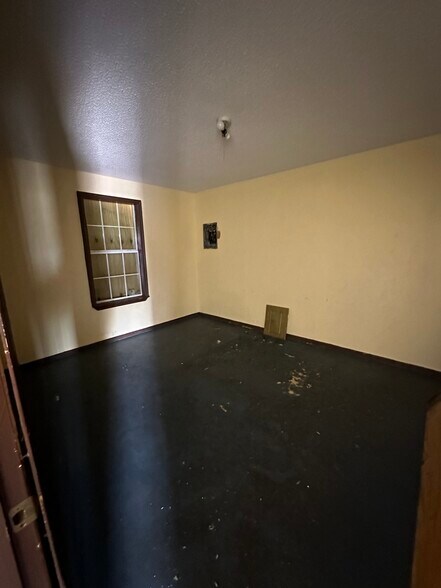 More Photos Of 4329 N Flores St, Edinburg Apartments For Sale