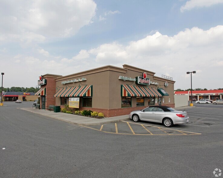 More Photos Of 600-698 N Dupont Blvd, Milford Unknown For Lease