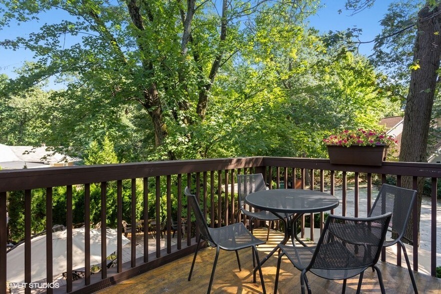 More Photos Of 3311 Pottawattomie Trl, Michigan City Restaurant For Sale