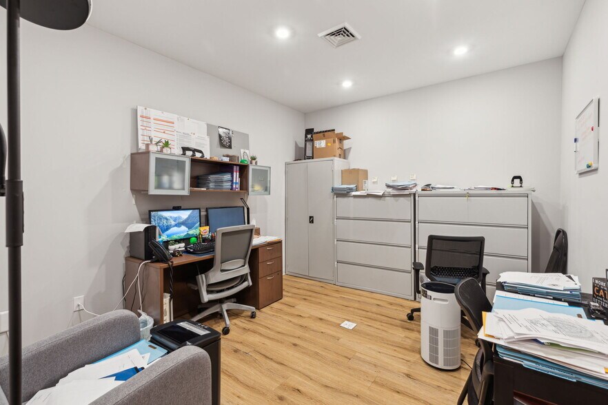 More Photos Of 6713 Ogontz Ave, Philadelphia Office For Sale