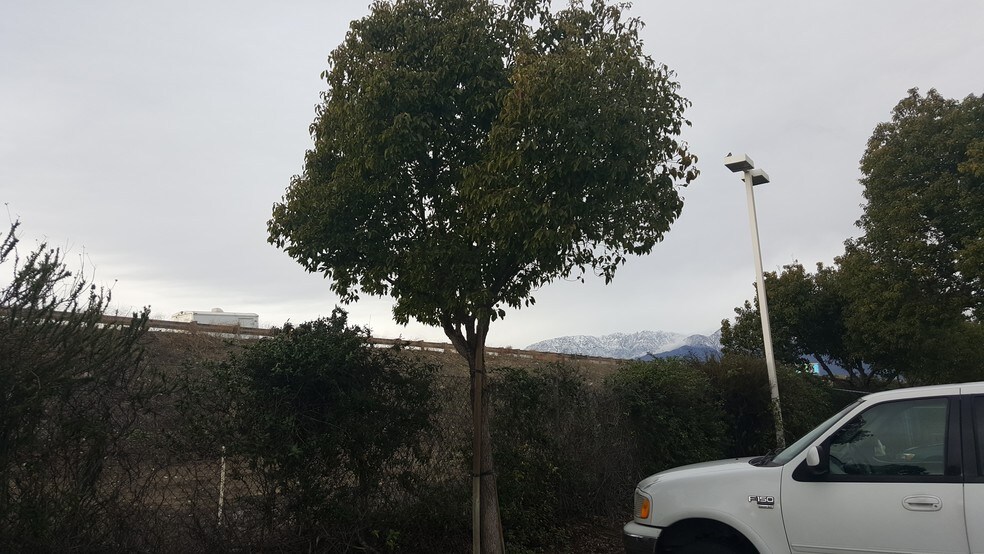 More Photos Of 9190 Hyssop Dr, Rancho Cucamonga Warehouse For Lease