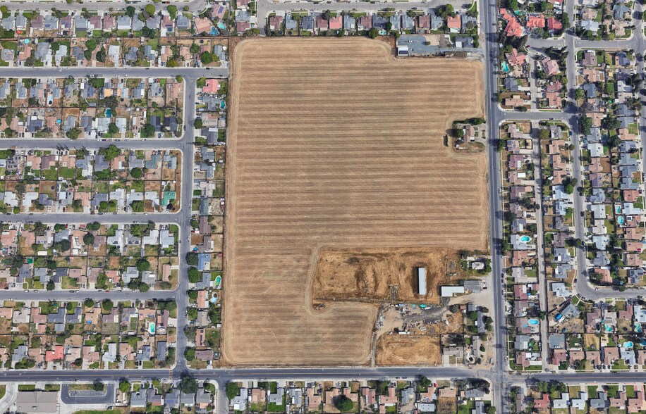 More Photos Of 907 N West St, Tulare Land For Sale