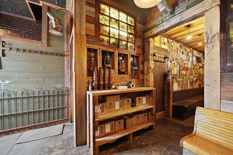 More Photos Of 424 Walbridge St, Kalamazoo Industrial For Sale