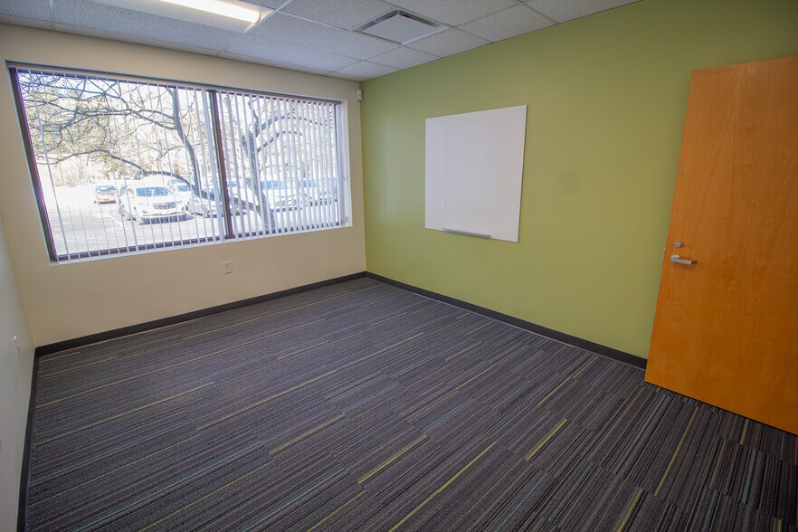 More Photos Of 20 Madison Avenue Ext, Albany Office For Lease