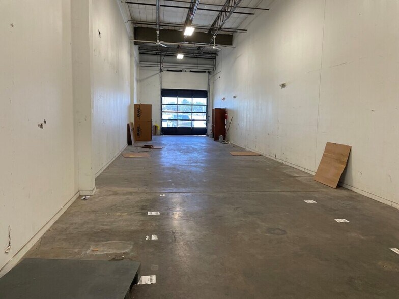 More Photos Of 7500 Baker Blvd, Richland Hills Flex For Lease