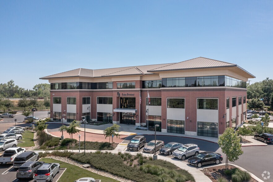 Primary Photo Of 2600 River Plaza Dr, Sacramento Office For Lease