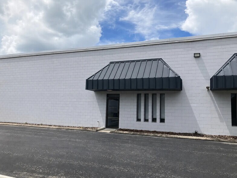 More Photos Of 5151 Sunbeam Rd, Jacksonville Warehouse For Lease