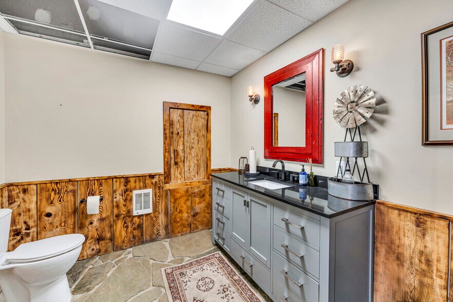 More Photos Of 1959 Old Route 17, Roscoe Storefront Retail Residential For Sale