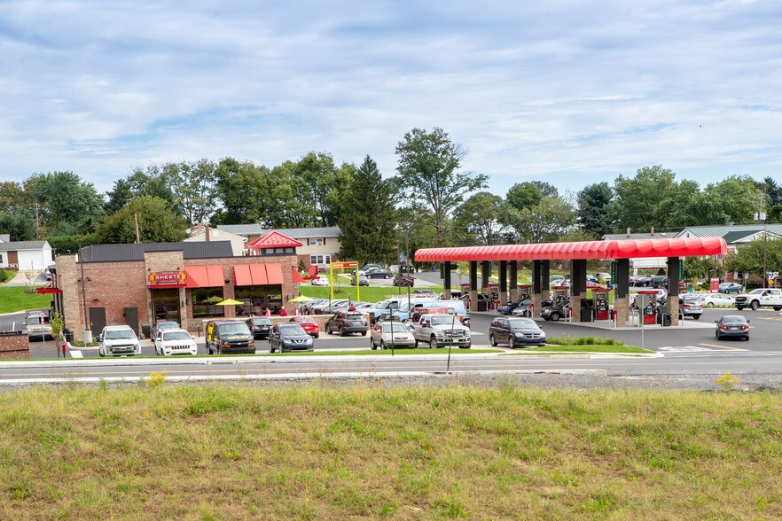 More Photos Of 91 Erford Rd, Camp Hill Convenience Store For Sale