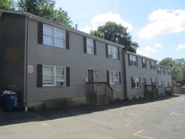 More Photos Of 104 Cherry Ann St, New Haven Multifamily For Sale