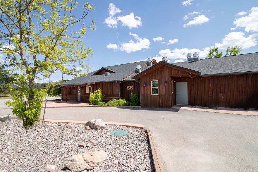 More Photos Of 72532 N Couture Loop, Arlee Restaurant For Sale